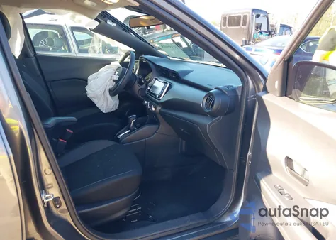 2020 Nissan Kicks S Xtronic Cvt z USA, uszkodzony, nr VIN 3N1CP5BV7LL557951